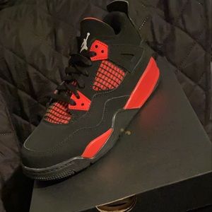 Size 2Y thunder red 4s